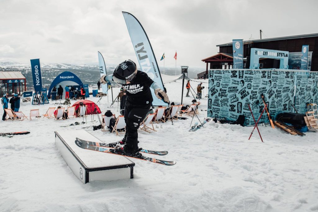 Nordic Stretch Tents - Oatly