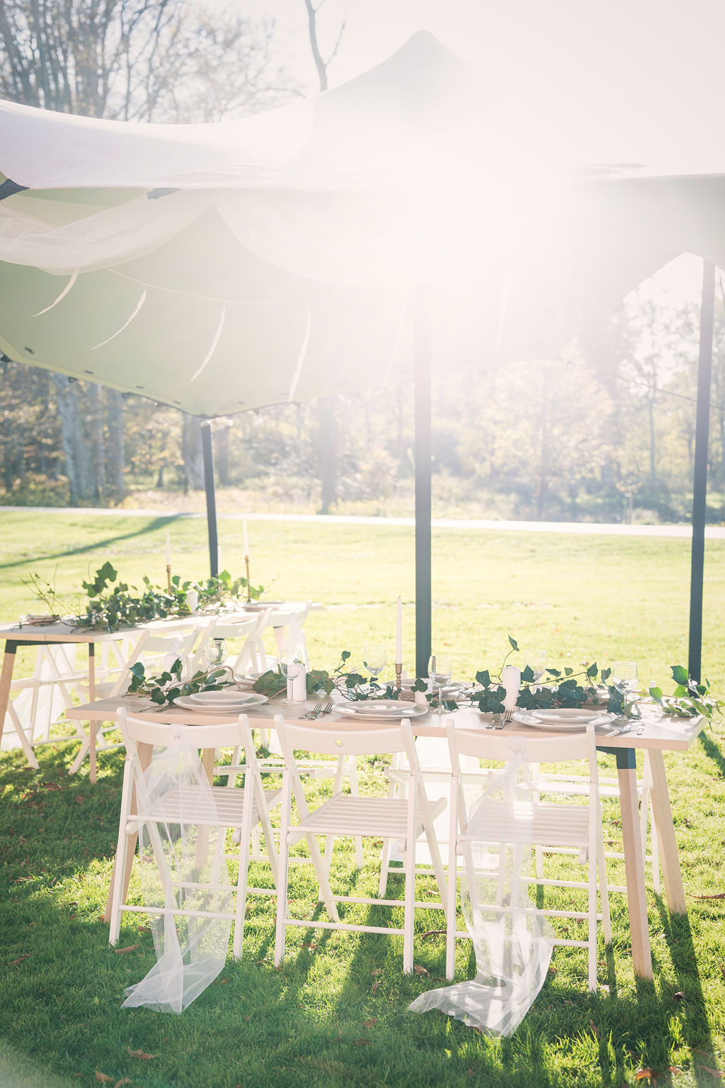 Nordic Stretch Tents - Scandinavian Plank Table & Fold It Chair