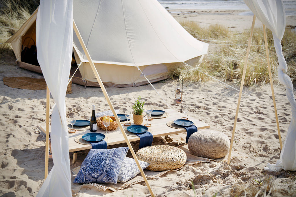 glampa på strand i gotland
